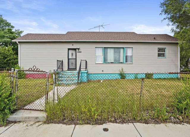 Property at 5960 White Oak Ave, Hammond, IN 46320, 3 beds, 1 bath