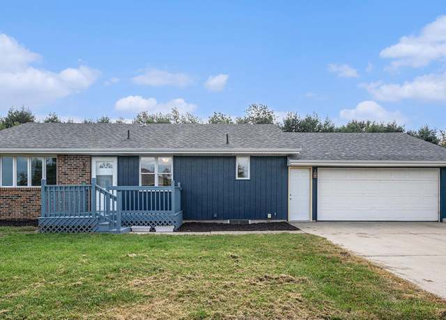 Property at 825 Albin Dr, La Porte, IN 46350, 3 beds, 2 baths