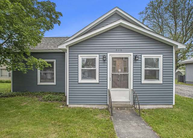 Property at 406 W Front St, New Carlisle, IN 46552, 2 beds, 1 bath