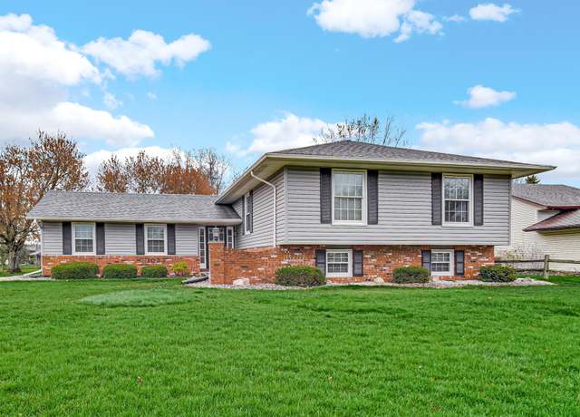 Property at 1023 Chestnut Blvd, Chesterton, IN 46304, 3 beds, 2.5 baths