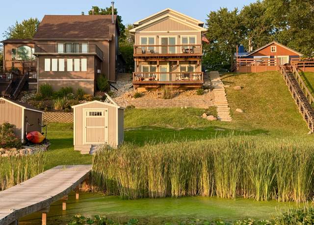 Property at 737 Chapman Lake Dr, Warsaw, IN 46582, 2 beds, 2 baths