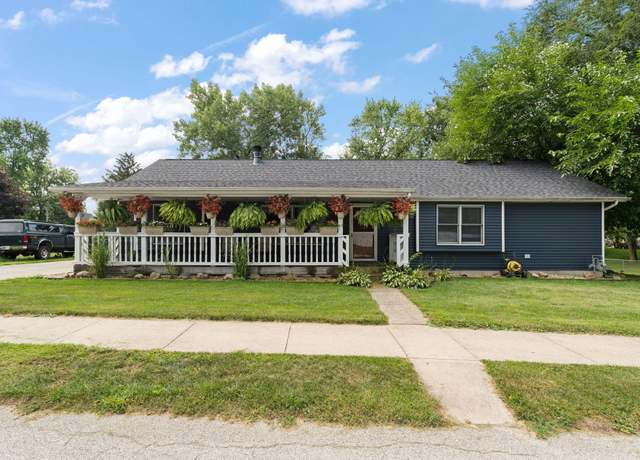 Property at 751 Bond Ave, Valparaiso, IN 46385, 3 beds, 2 baths