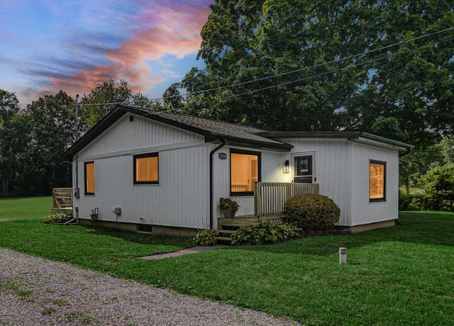 Property at 10258 Muckshaw Rd, Plymouth, IN 46563, 3 beds, 1 bath