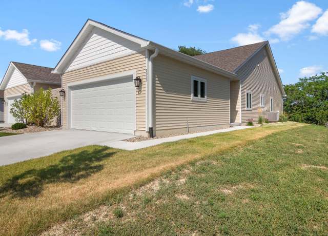 Property at 9935 Pheasant Ln, St. John, IN 46373, 3 beds, 2 baths