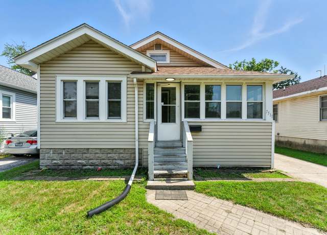Property at 7511 Monroe Ave, Hammond, IN 46324, 3 beds, 1 bath