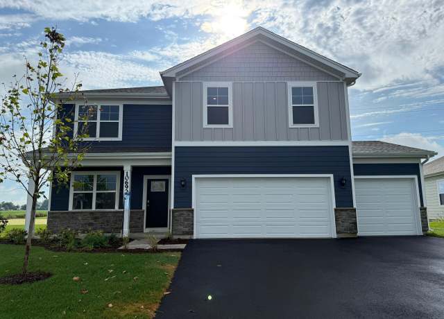 Property at 10690 Whitney Pl, Crown Point, IN 46373, 4 beds, 2.5 baths