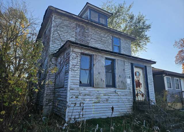 Property at 1949 W 11th Ave, Gary, IN 46404, 3 beds, 1 bath