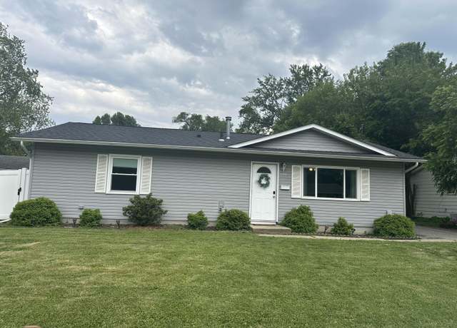 Property at 1706 Cedar St, Valparaiso, IN 46383, 3 beds, 1 bath