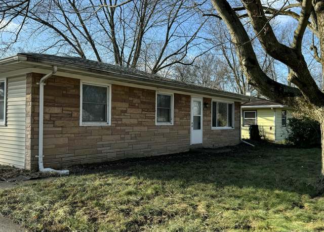 Property at 6123 Mulberry Ave, Portage, IN 46368, 3 beds, 1 bath