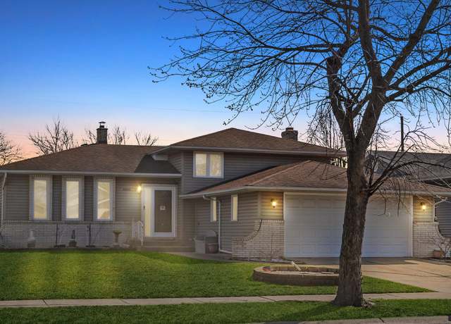 Property at 2046 Azalea Dr, Highland, IN 46322, 3 beds, 2 baths