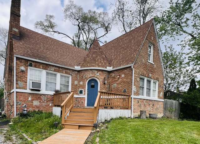 Property at 101 N Nichols St, Lowell, IN 46356, 4 beds, 2 baths