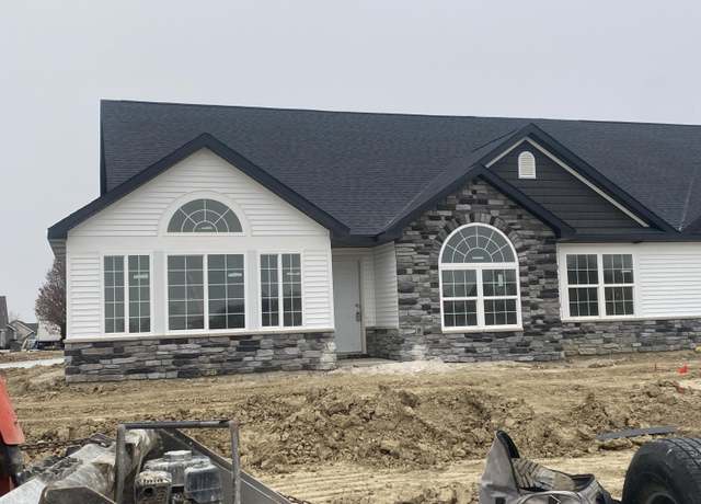 Property at 5430 Fountain Dr Unit 120-c, Crown Point, IN 46307, 2 beds, 2 baths