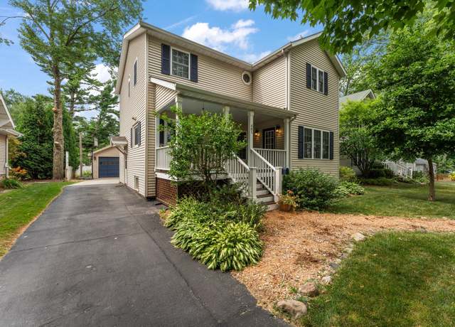 Property at 481 Ridgeland Ave, Valparaiso, IN 46385, 5 beds, 3 baths