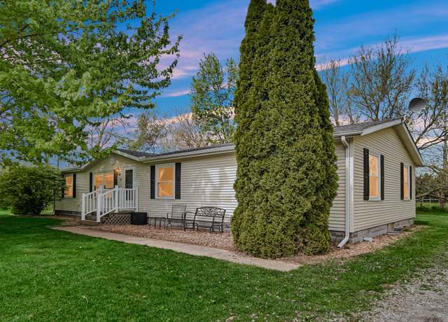 Property at 177 E 418 S, Valparaiso, IN 46383, 3 beds, 2 baths