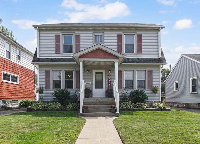 Property at 1012 177th Pl, Hammond, IN 46324, 3 beds, 2 baths
