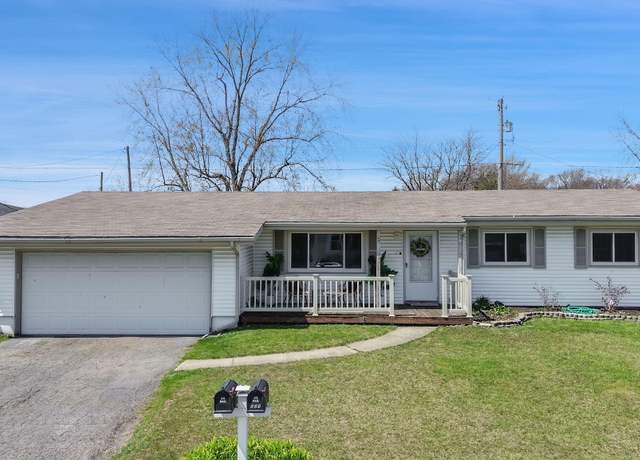 Property at 528 Raven Rd, Valparaiso, IN 46385, 3 beds, 1.5 baths