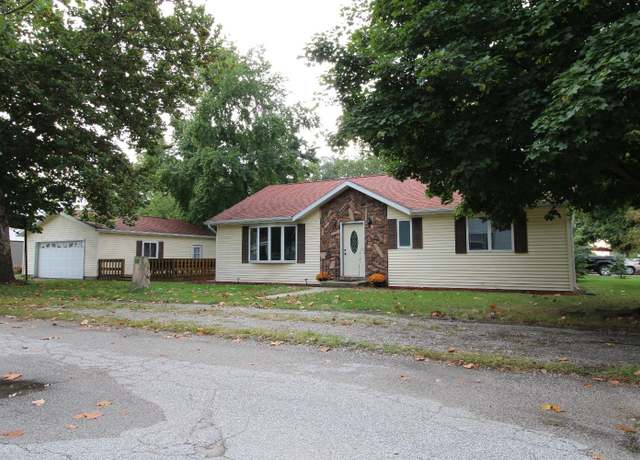 Photo of 500 W Davis St, Hamlet, IN 46532