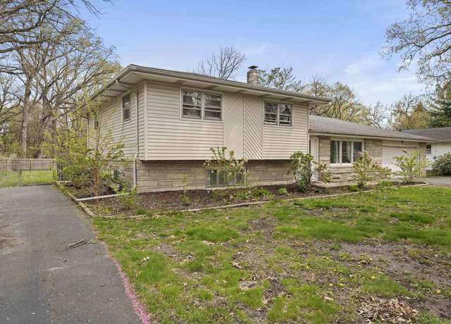 Property at 2957 County Line Rd, Portage, IN 46368, 4 beds, 2.5 baths