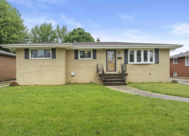 Property at 1429 River Dr, Munster, IN 46321, 3 beds, 1.5 baths