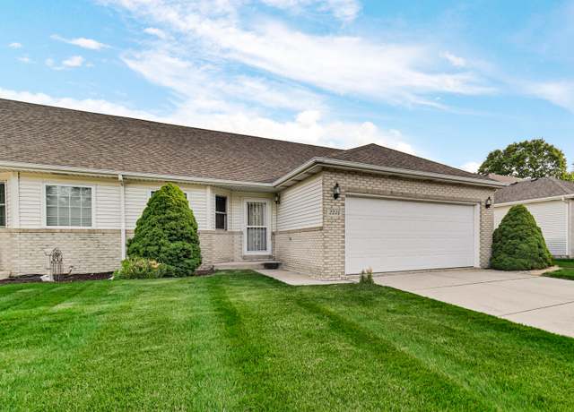 Property at 2234 Texas St, Chesterton, IN 46304, 2 beds, 2 baths