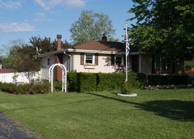Property at 2735 Hart St, Dyer, IN 46311, 3 beds, 2 baths