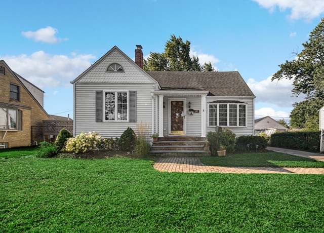 Property at 2826 Garfield Ave, Highland, IN 46322, 4 beds, 2 baths
