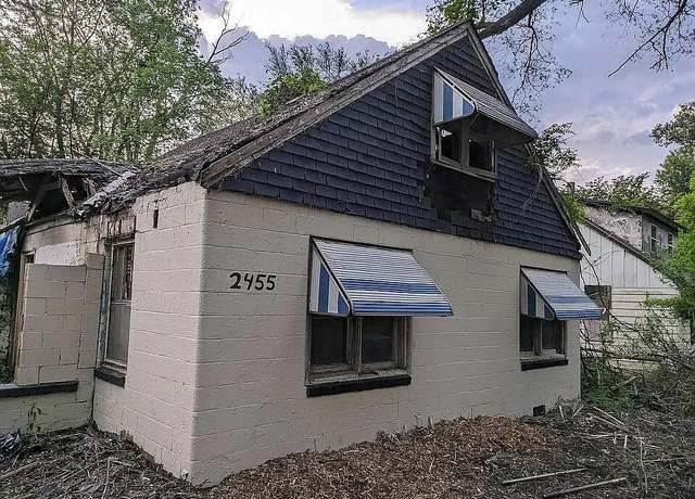 Property at 2455 State St, Gary, IN 46405, 4 beds, 1 bath