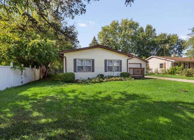 Property at 710 Thunderbird Dr, New Carlisle, IN 46552, 3 beds, 2 baths