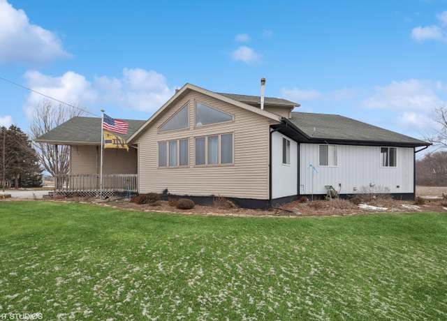 Property at 4301 E 400 S, La Porte, IN 46350, 3 beds, 2 baths
