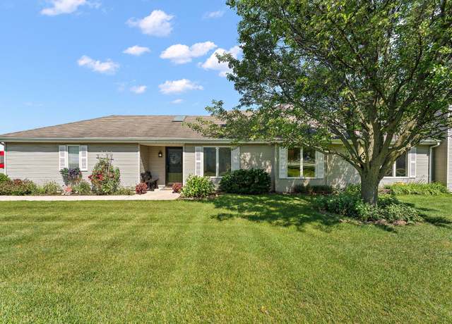 Property at 829 Spruce Ln, Schererville, IN 46375, 3 beds, 2 baths