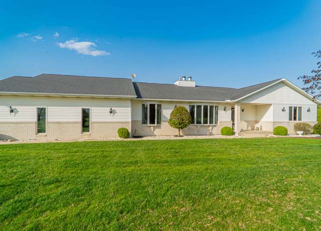 Property at 16459 Grant St, Lowell, IN 46356, 4 beds, 4.5 baths