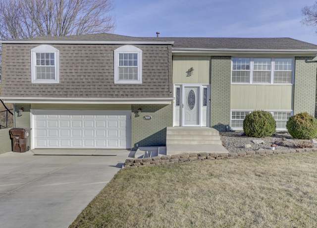 Property at 7850 W 84th Pl, Crown Point, IN 46307, 3 beds, 2.5 baths