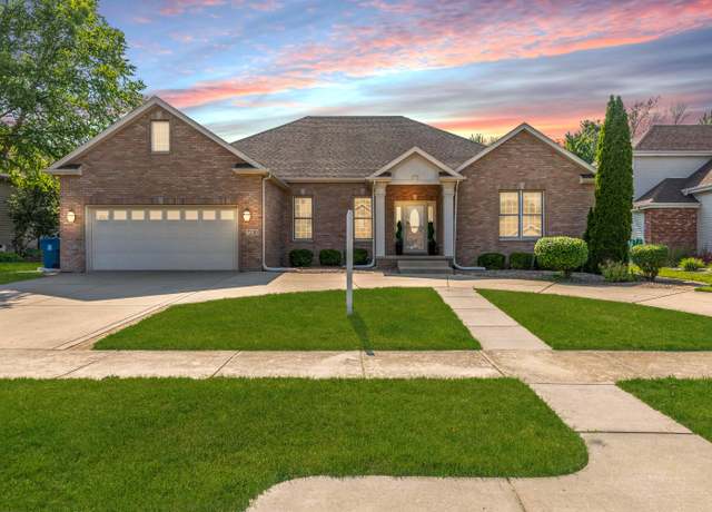 Property at 7230 Bell St, Schererville, IN 46375, 4 beds, 2.5 baths