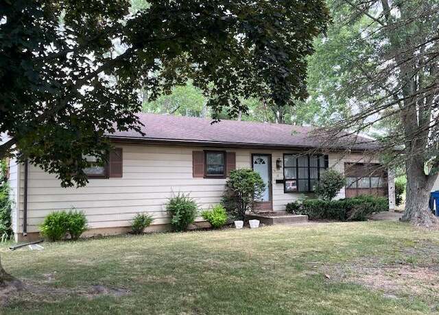 Property at 540 Northwood Dr, Lowell, IN 46356, 3 beds, 1 bath