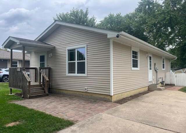 Property at 707-1 Fremont Rd, Valparaiso, IN 46385, 3 beds, 1 bath