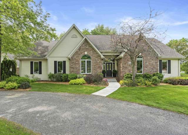 Property at 11584 Lilac St, Demotte, IN 46310, 3 beds, 2.5 baths