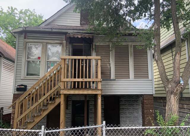 Property at 4828 Mccook Ave, East Chicago, IN 46312, 8 beds, 4 baths