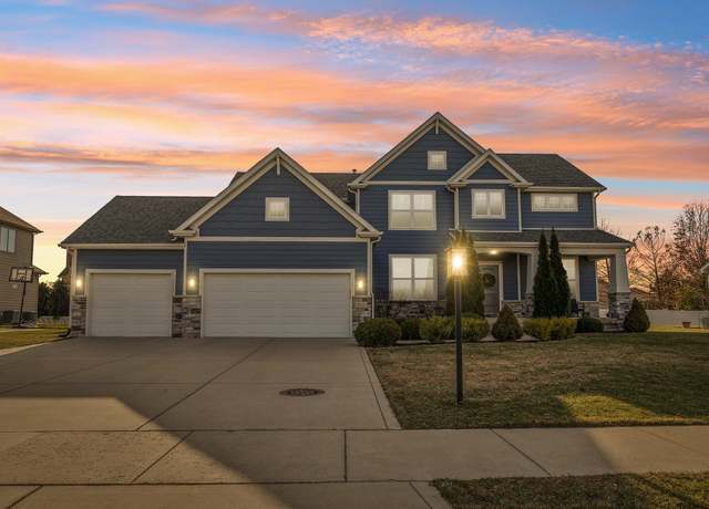 Property at 324 Milford Haven Way, Munster, IN 46321, 5 beds, 3.5 baths
