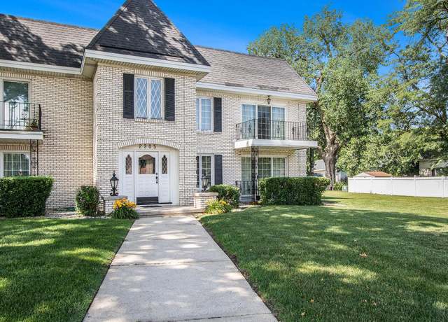 Property at 2305 Martha St Unit D2, Highland, IN 46322, 2 beds, 1.5 baths