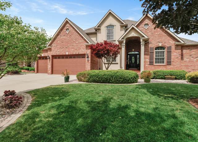 Property at 12443 Washington St, Crown Point, IN 46307, 5 beds, 3.5 baths