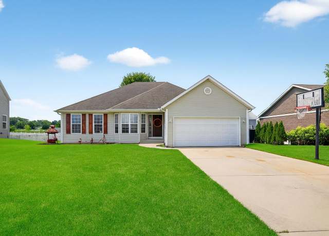 Property at 3127 Brunswick Square Dr, Mishawaka, IN 46544, 3 beds, 3 baths