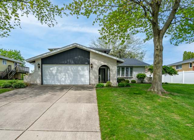 Property at 8764 Clark Pl, Crown Point, IN 46307, 3 beds, 3 baths