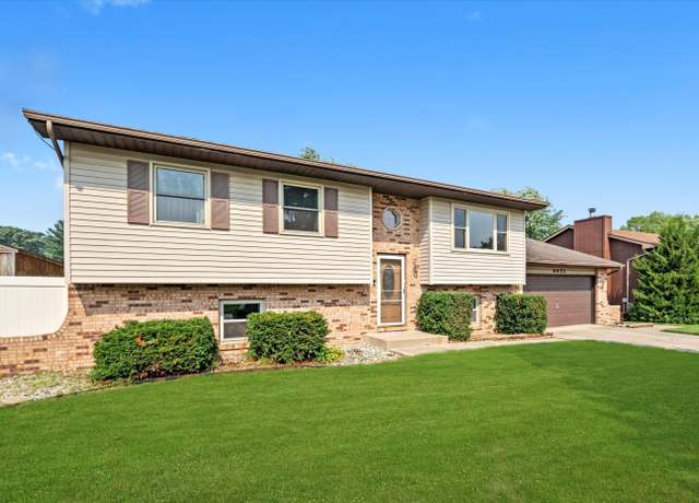 Property at 8652 Fulton Pl, Crown Point, IN 46307, 4 beds, 2 baths