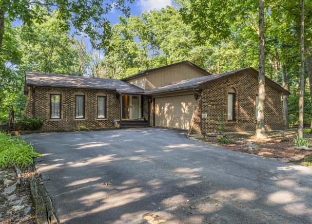 Property at 4868 W 84th Ct, Crown Point, IN 46307, 3 beds, 2 baths