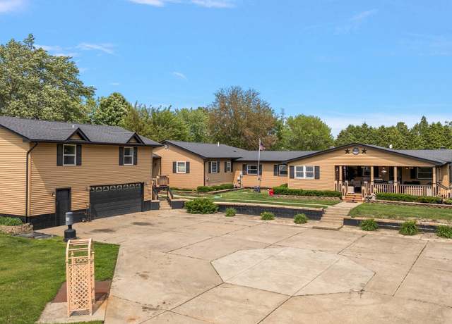Property at 427 N State Rd 149, Valparaiso, IN 46385, 9 beds, 4 baths