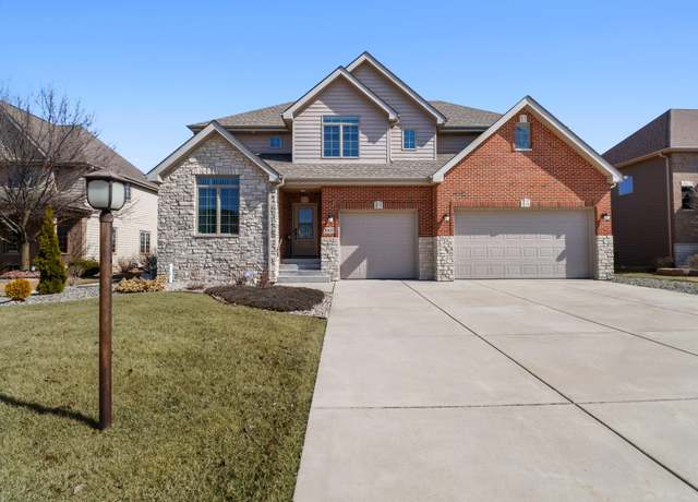 Property at 10057 New Devon St, Munster, IN 46321, 5 beds, 5 baths