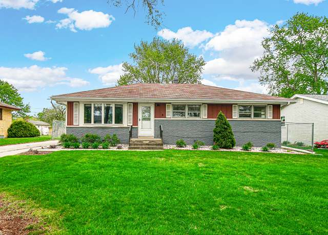 Property at 5845 Roosevelt St, Merrillville, IN 46410, 3 beds, 1 bath
