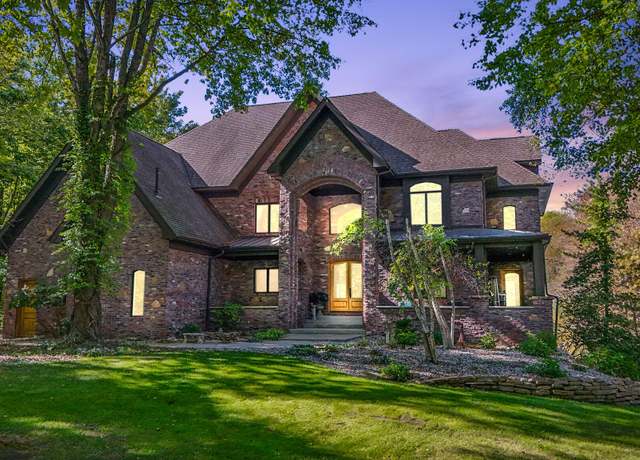 Property at 362 Saint Andre Dr, Valparaiso, IN 46383, 5 beds, 5 baths