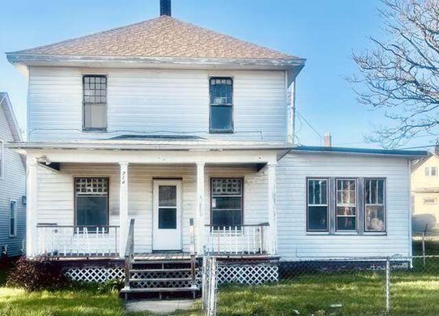 Property at 714 E 10th St, Michigan City, IN 46360, 4 beds, 1 bath