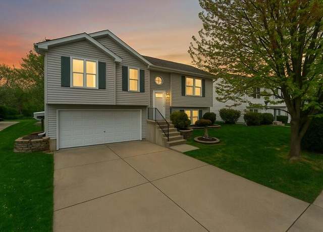 Property at 2109 Powderly Rd, Valparaiso, IN 46383, 3 beds, 2 baths